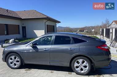 Внедорожник / Кроссовер Honda Crosstour 2012 в Черновцах