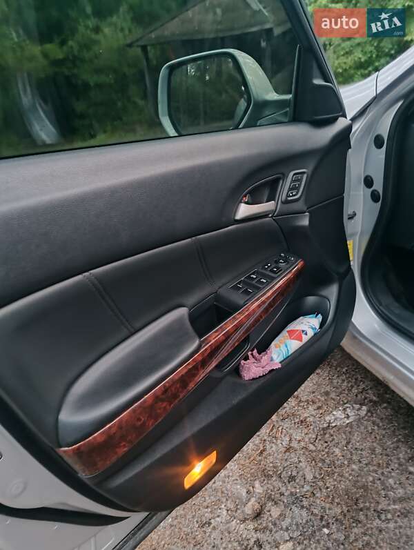 Внедорожник / Кроссовер Honda Crosstour 2011 в Киеве