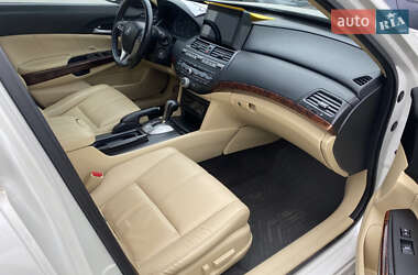 Внедорожник / Кроссовер Honda Crosstour 2010 в 