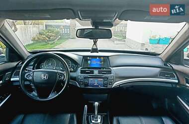 Внедорожник / Кроссовер Honda Crosstour 2013 в 