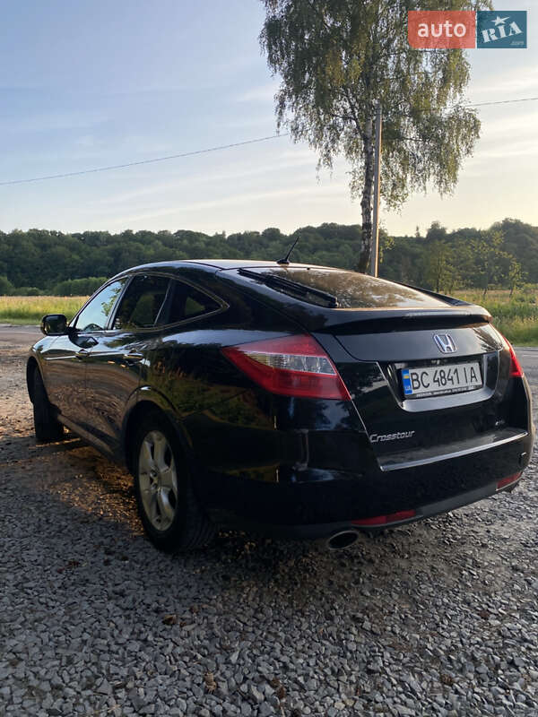 Honda Crosstour 2011