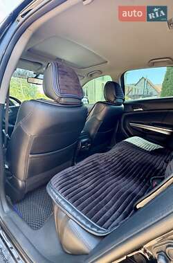 Внедорожник / Кроссовер Honda Crosstour 2013 в 