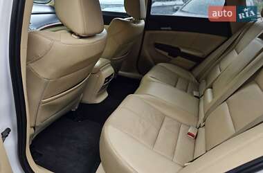 Позашляховик / Кросовер Honda Crosstour 2012 в 
