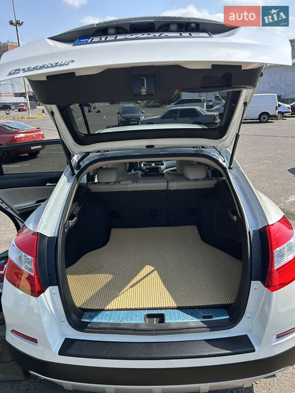 Внедорожник / Кроссовер Honda Crosstour 2015 в Одессе