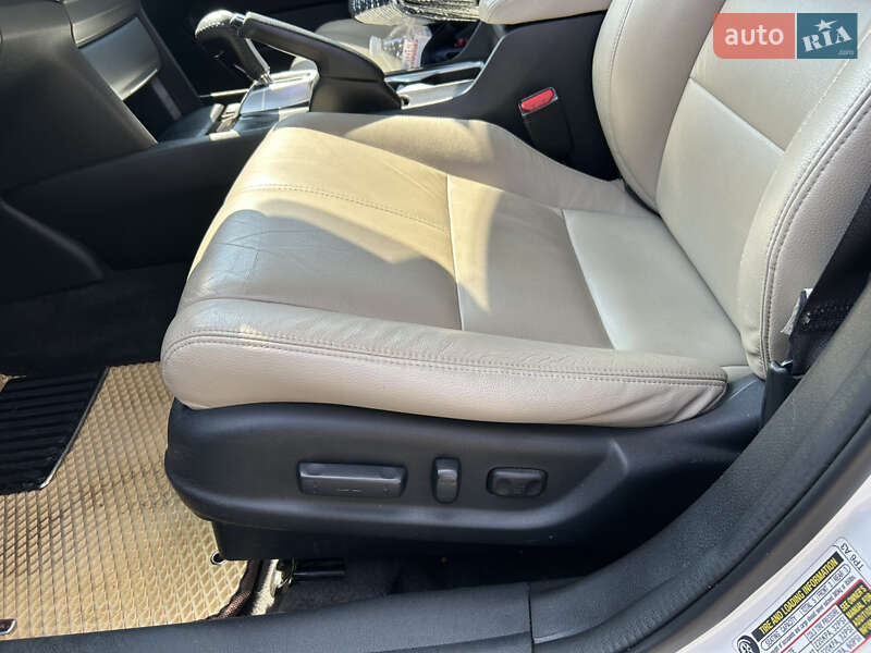 Внедорожник / Кроссовер Honda Crosstour 2015 в Одессе