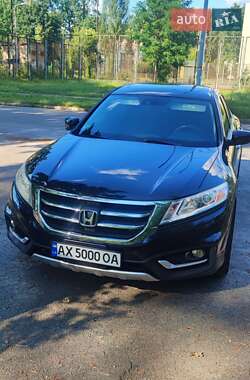 Позашляховик / Кросовер Honda Crosstour 2014 в Києві