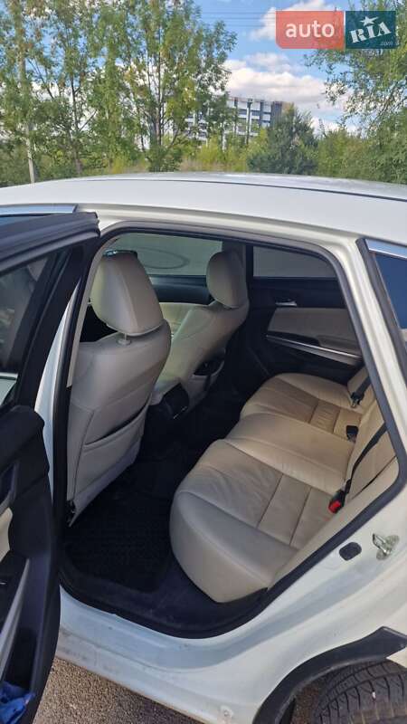 Внедорожник / Кроссовер Honda Crosstour 2013 в Кривом Роге фото 6 Внедорожник / Кроссовер Honda Crosstour 2013 в Кривом Роге