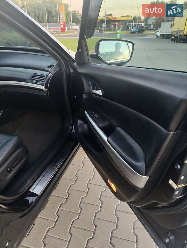 Внедорожник / Кроссовер Honda Crosstour 2013 в Черкассах