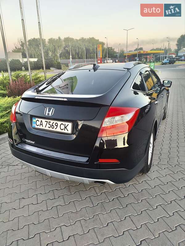 Внедорожник / Кроссовер Honda Crosstour 2013 в Черкассах