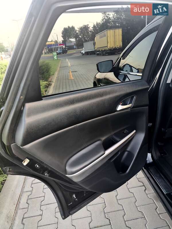 Внедорожник / Кроссовер Honda Crosstour 2013 в Черкассах