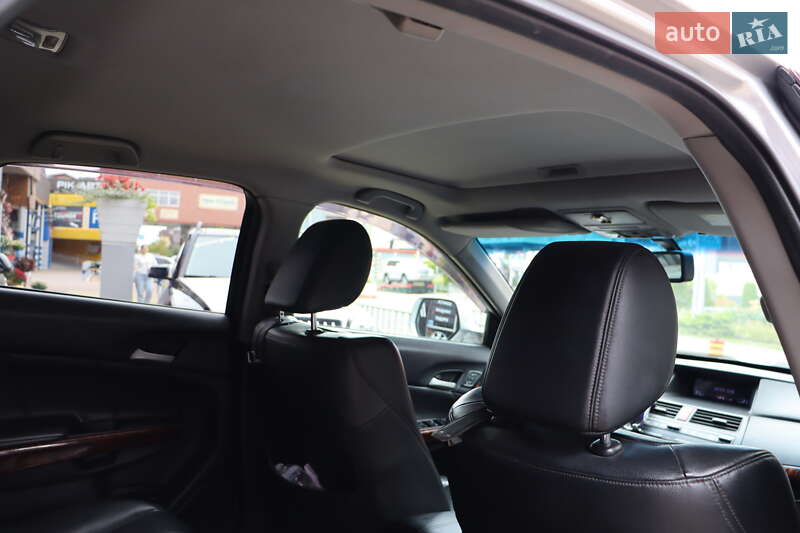 Внедорожник / Кроссовер Honda Crosstour 2011 в Львове