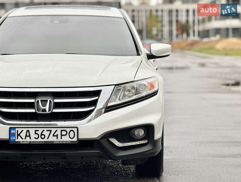 Внедорожник / Кроссовер Honda Crosstour 2014 в Киеве
