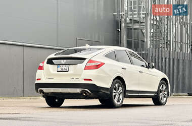 Позашляховик / Кросовер Honda Crosstour 2014 в  фото 8 Позашляховик / Кросовер Honda Crosstour 2014 в