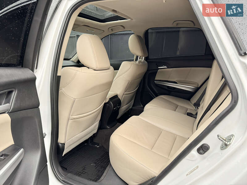 Внедорожник / Кроссовер Honda Crosstour 2014 в Киеве