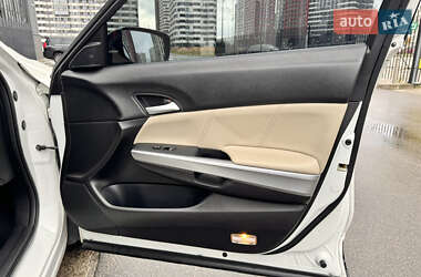 Позашляховик / Кросовер Honda Crosstour 2014 в  фото 37 Позашляховик / Кросовер Honda Crosstour 2014 в