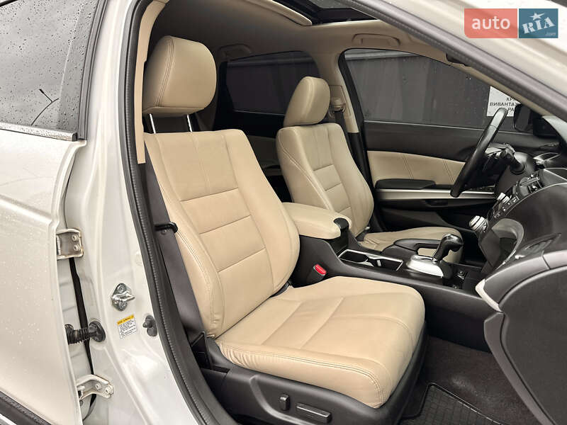 Внедорожник / Кроссовер Honda Crosstour 2014 в Киеве