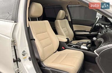 Позашляховик / Кросовер Honda Crosstour 2014 в  фото 41 Позашляховик / Кросовер Honda Crosstour 2014 в