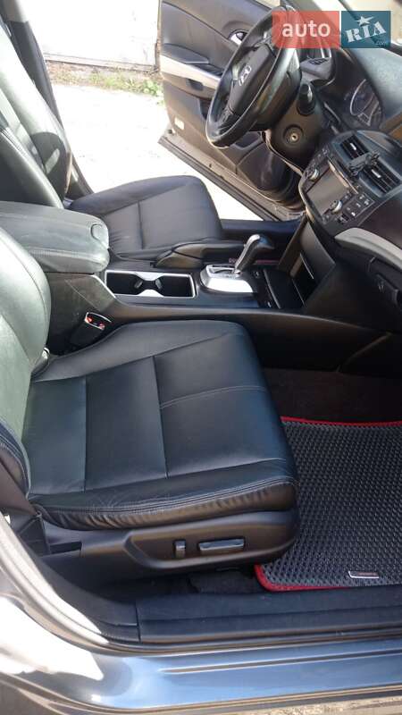 Внедорожник / Кроссовер Honda Crosstour 2014 в Хмельнике фото 23 Внедорожник / Кроссовер Honda Crosstour 2014 в Хмельнике