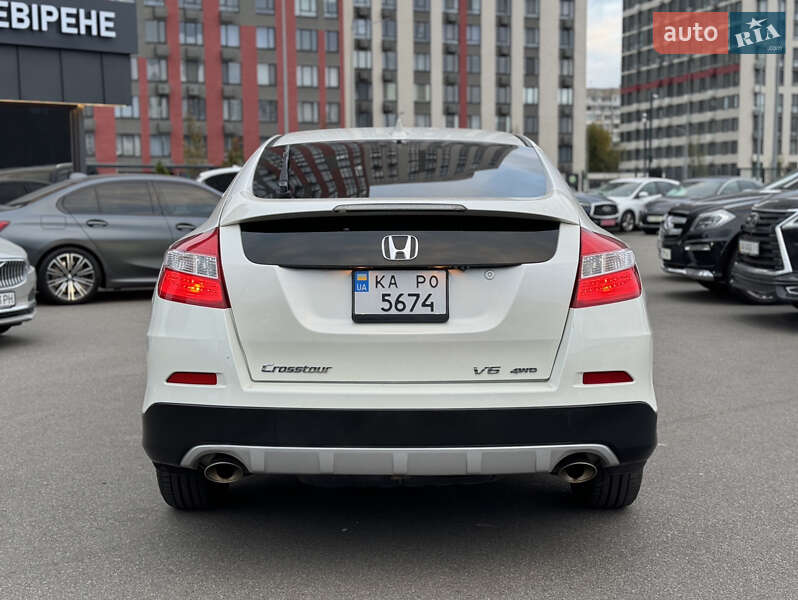 Внедорожник / Кроссовер Honda Crosstour 2014 в Киеве