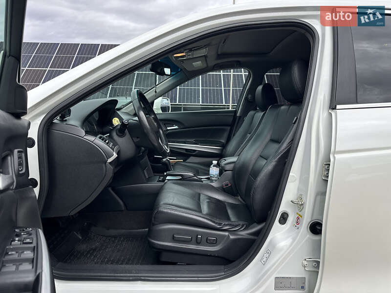 Внедорожник / Кроссовер Honda Crosstour 2013 в Владимире фото 52 Внедорожник / Кроссовер Honda Crosstour 2013 в Владимире