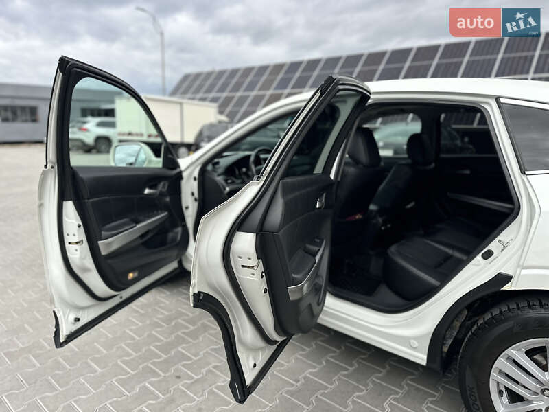 Внедорожник / Кроссовер Honda Crosstour 2013 в Владимире фото 69 Внедорожник / Кроссовер Honda Crosstour 2013 в Владимире