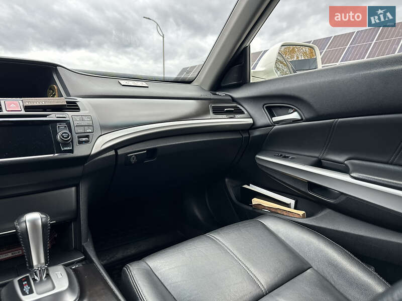 Внедорожник / Кроссовер Honda Crosstour 2013 в Владимире фото 79 Внедорожник / Кроссовер Honda Crosstour 2013 в Владимире