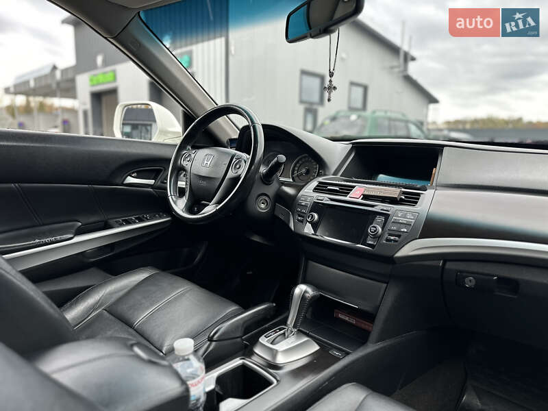 Внедорожник / Кроссовер Honda Crosstour 2013 в Владимире фото 90 Внедорожник / Кроссовер Honda Crosstour 2013 в Владимире