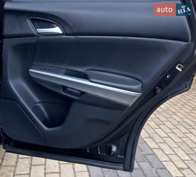 Внедорожник / Кроссовер Honda Crosstour 2013 в Ровно фото 20 Внедорожник / Кроссовер Honda Crosstour 2013 в Ровно