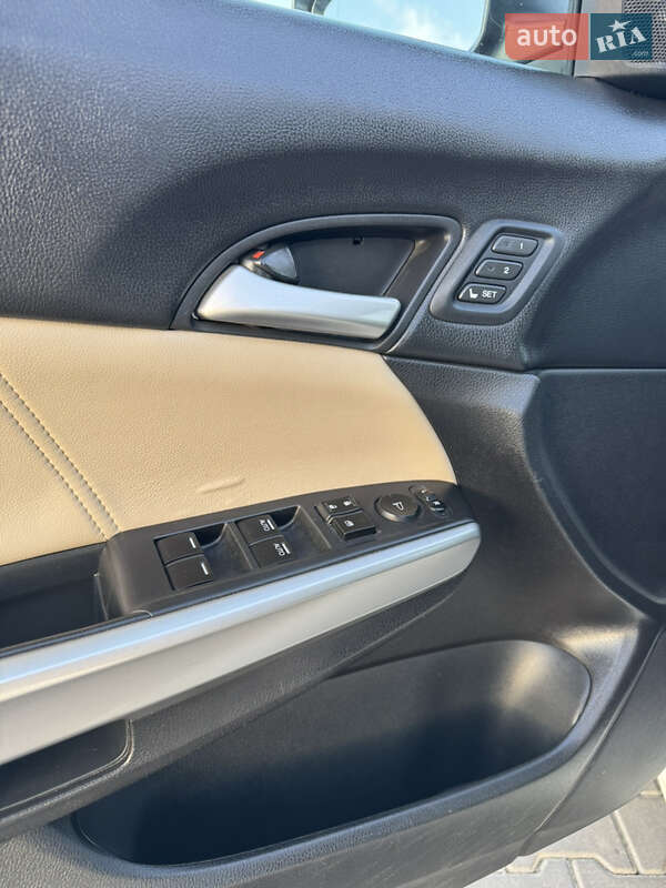 Внедорожник / Кроссовер Honda Crosstour 2013 в Одессе фото 22 Внедорожник / Кроссовер Honda Crosstour 2013 в Одессе