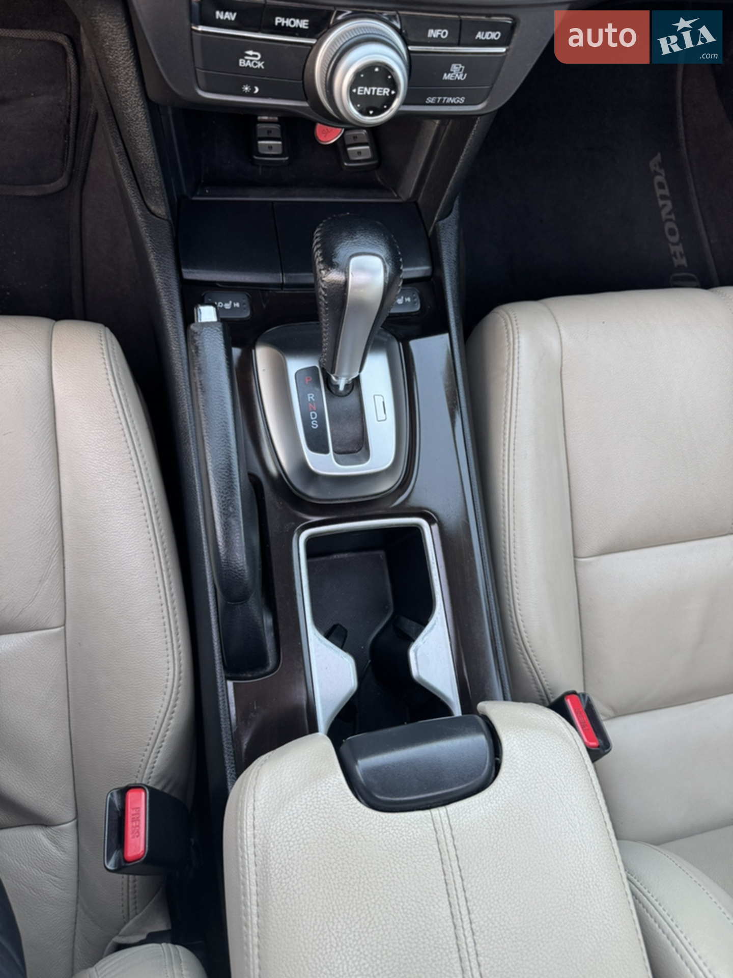 2013 Honda Crosstour - мініатюра 28