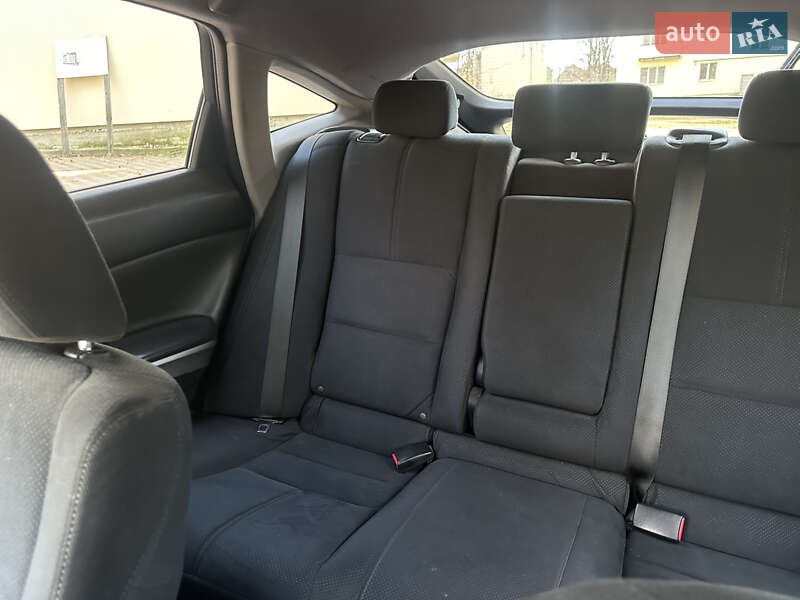 Позашляховик / Кросовер Honda Crosstour 2013 в Ужгороді