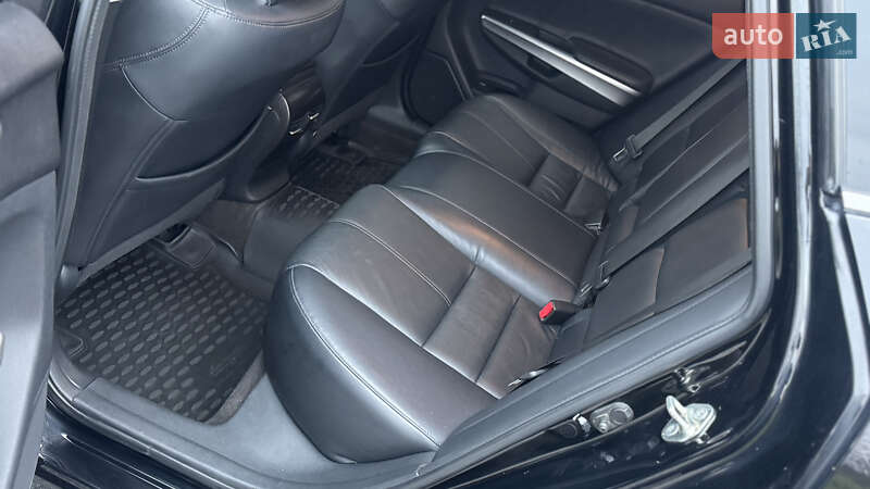 Позашляховик / Кросовер Honda Crosstour 2013 в Вінниці