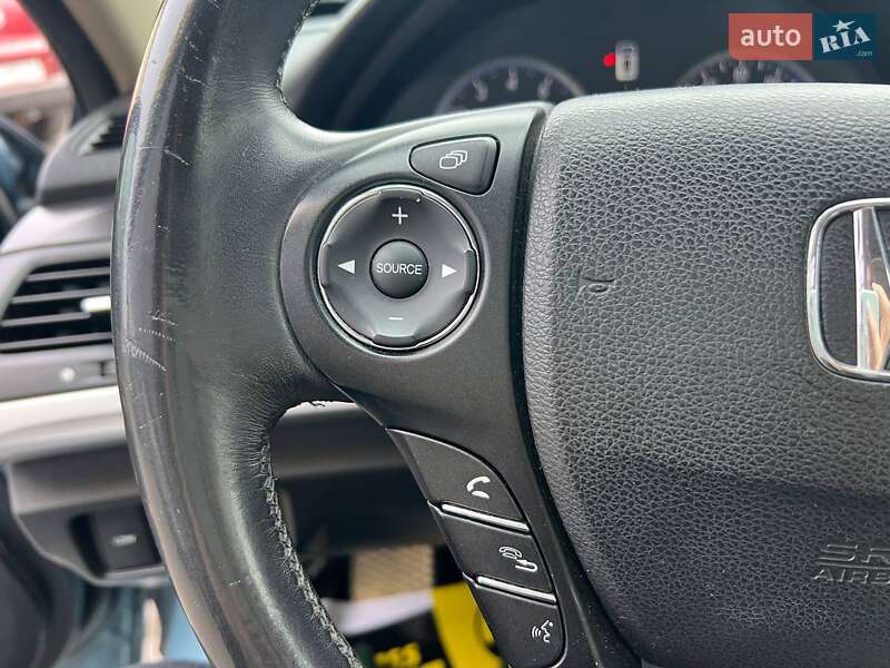 Позашляховик / Кросовер Honda Crosstour 2013 в Івано-Франківську