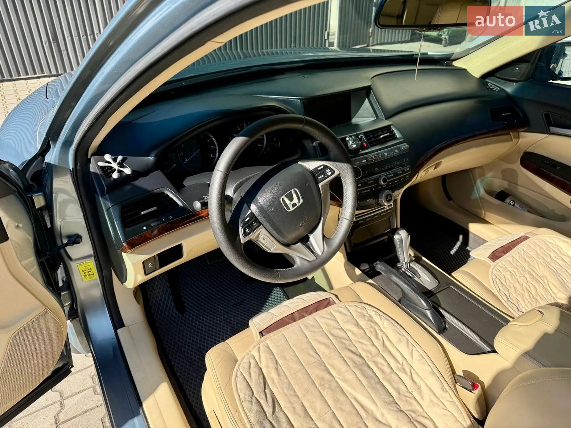 2010 Honda Crosstour - мініатюра 6