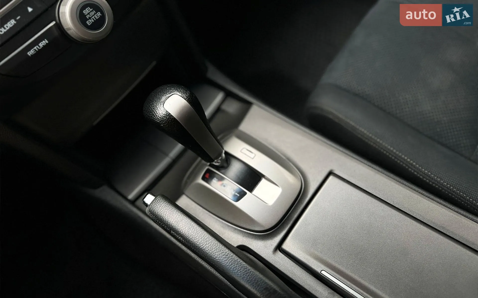 2012 Honda Crosstour - мініатюра 18