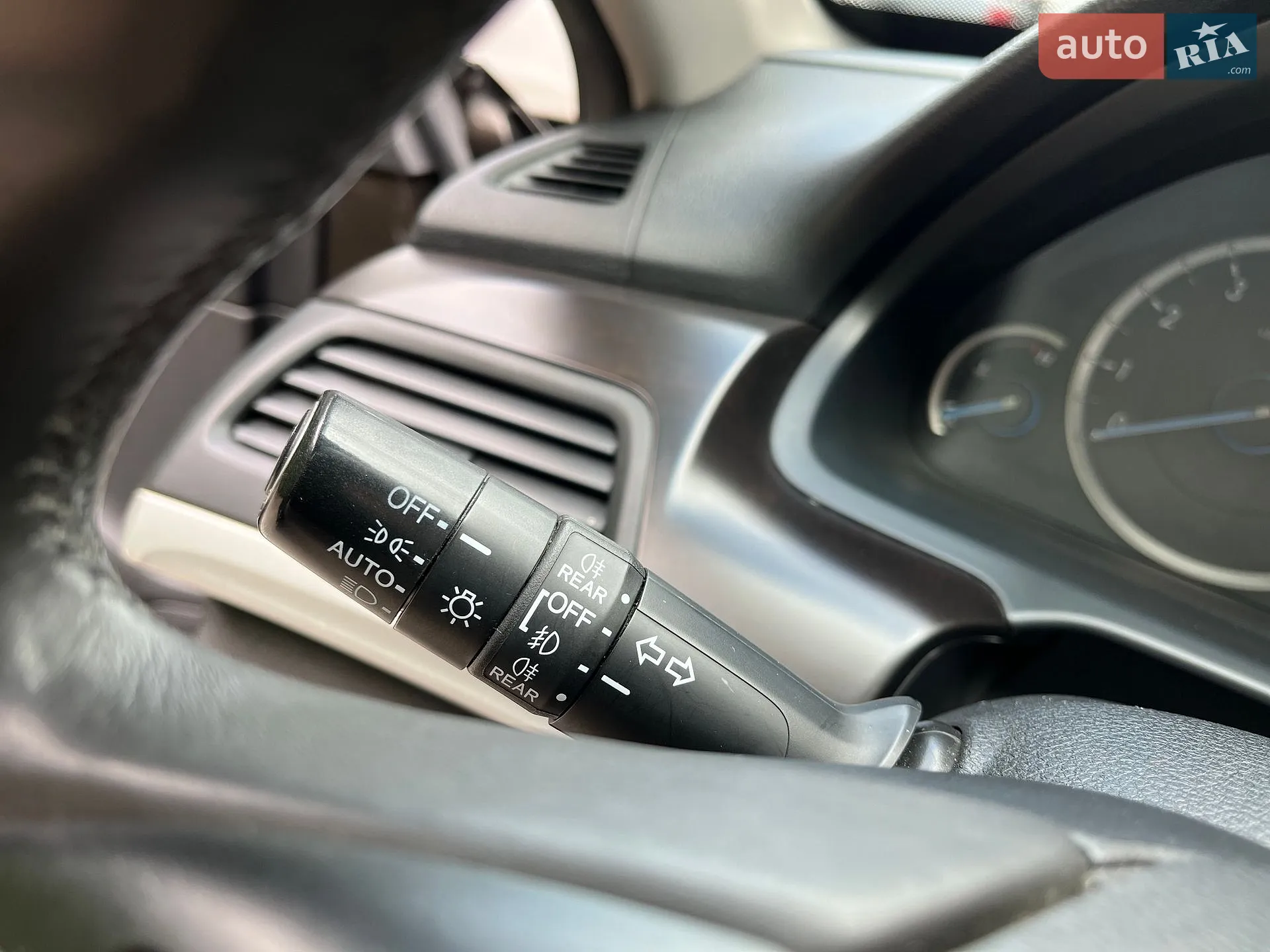 2013 Honda Crosstour - мініатюра 15