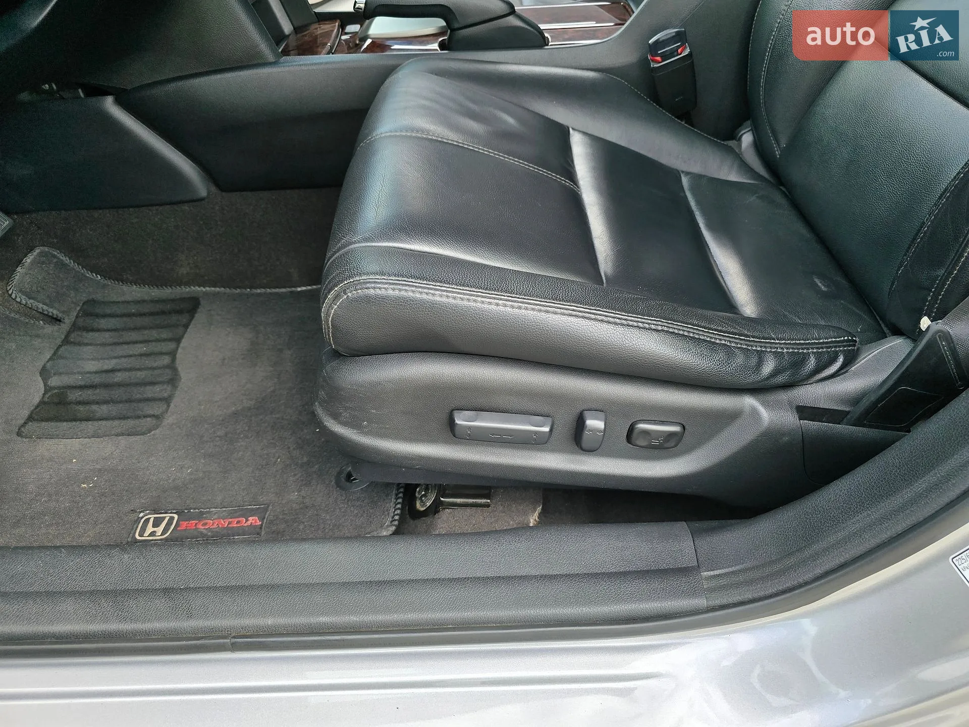 2011 Honda Crosstour - мініатюра 39