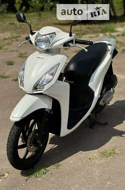 Скутер Honda Dio 110 JF58 2015 в Сновске