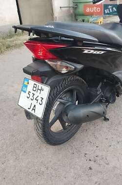 Макси-скутер Honda Dio 110 JF58 2011 в  фото 4 Макси-скутер Honda Dio 110 JF58 2011 в