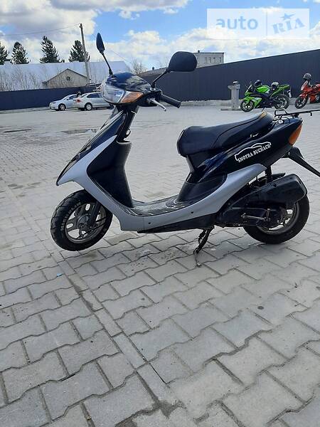 Макси-скутер Honda Dio AF-34 2004 в Бучаче