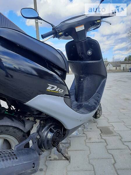Макси-скутер Honda Dio AF-34 2004 в Бучаче