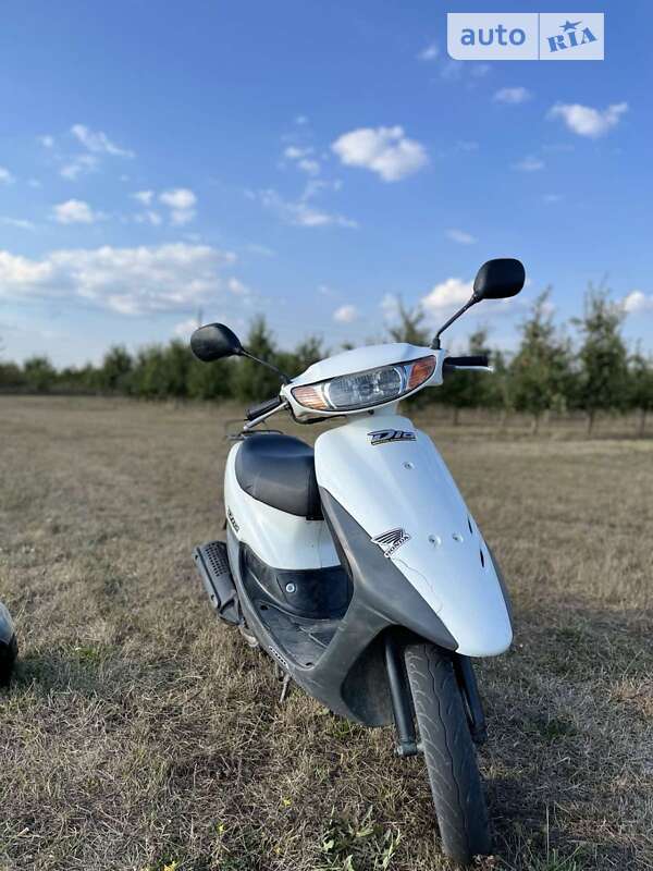 Скутер Honda Dio AF-34 2003 в Чернівцях