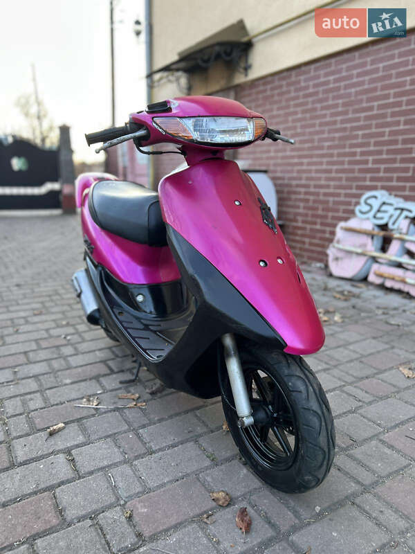 Мопеди Honda Dio AF-34 2003 в Тисмениці