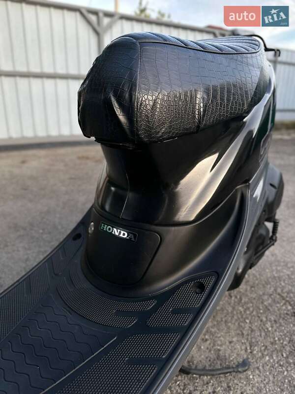 Скутер Honda Dio AF-34 2000 в Виннице