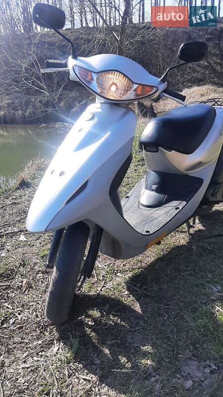 Скутер Honda Dio AF-56 2004 в Голованівську