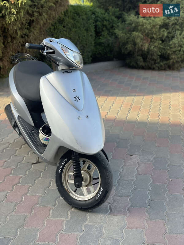 Мопеды Honda Dio AF-68 2011 в Кельменцах