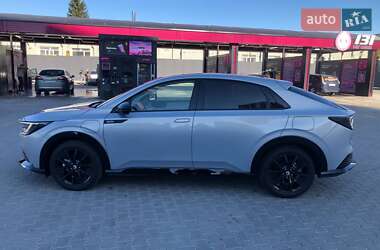 Внедорожник / Кроссовер Honda e:NP2 2024 в 