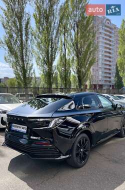 Внедорожник / Кроссовер Honda e:NP2 2024 в 