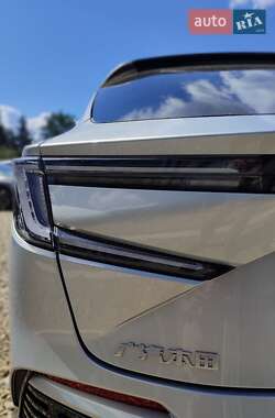 Позашляховик / Кросовер Honda e:NP2 2024 в 
