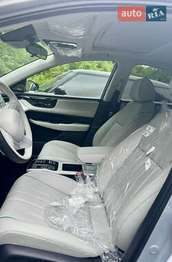 Седан Honda e:NP2 2024 в 